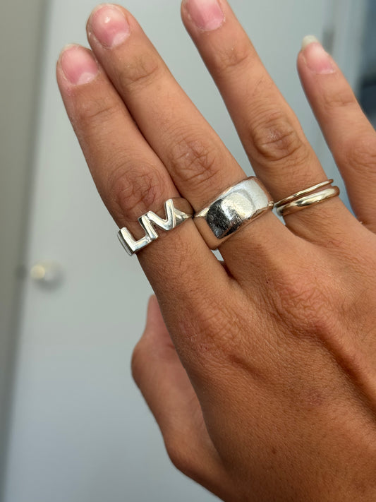 custom name ring